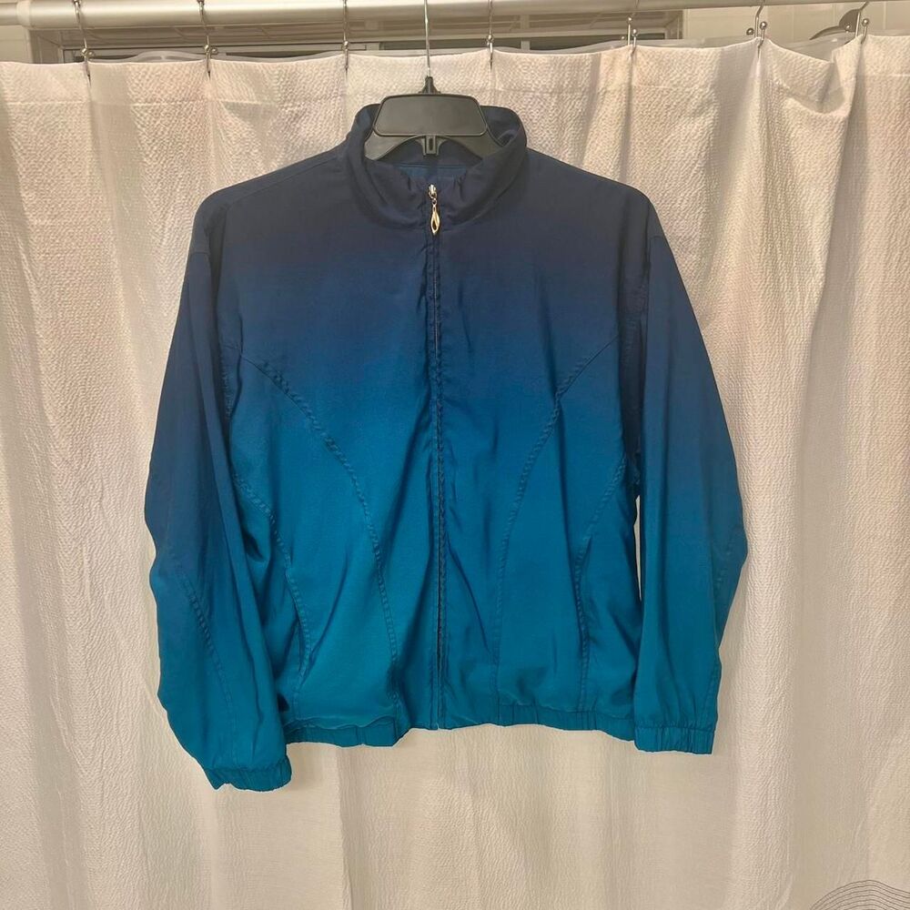 Vintage tail blue gradient windbreaker